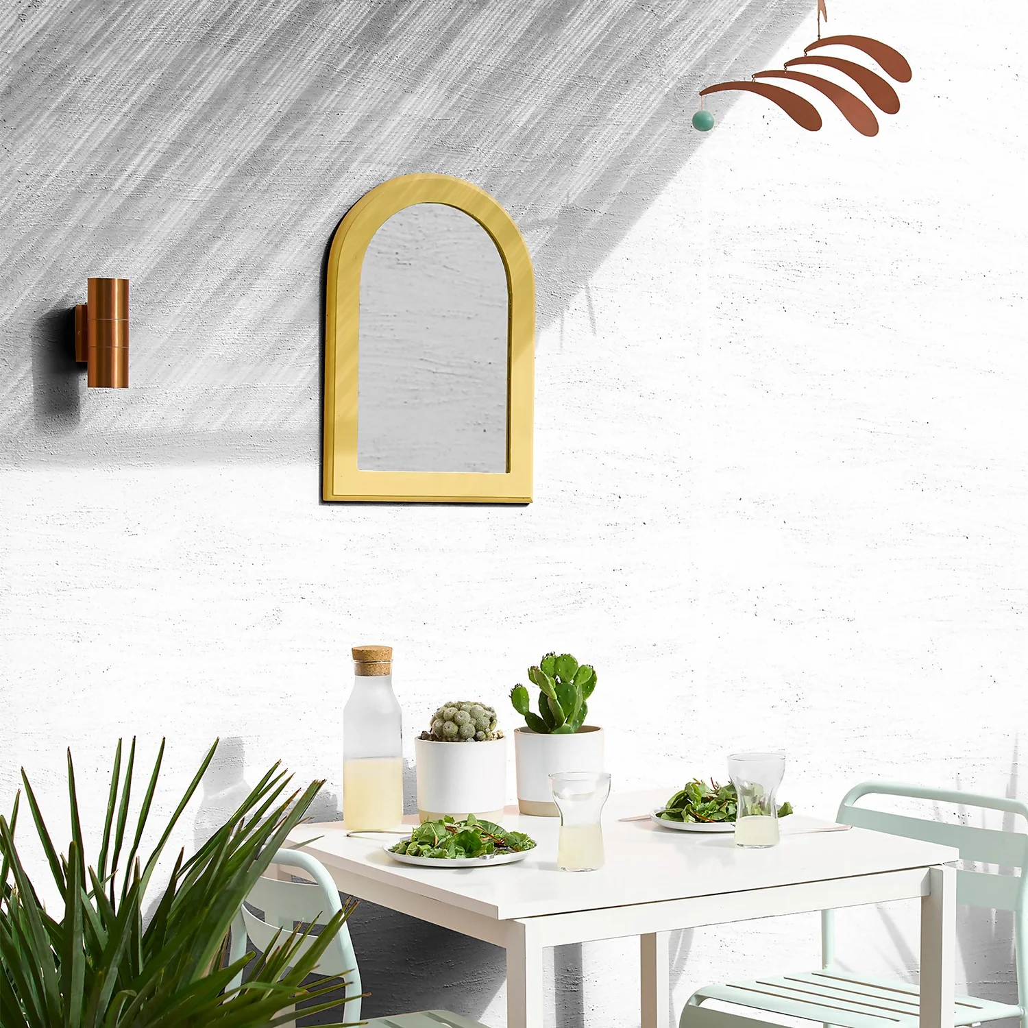 Sandtex® Ultra Smooth Masonry Paint Pure Brilliant White - 10L 4 Sandtex® Ultra Smooth Masonry Paint Pure Brilliant White - 10L - Image 4