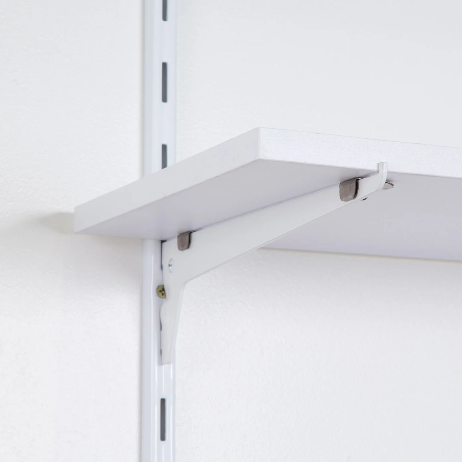None Single Slot Upright Wall Strip - White - 200cm 2 None Single Slot Upright Wall Strip - White - 200cm - Image 2