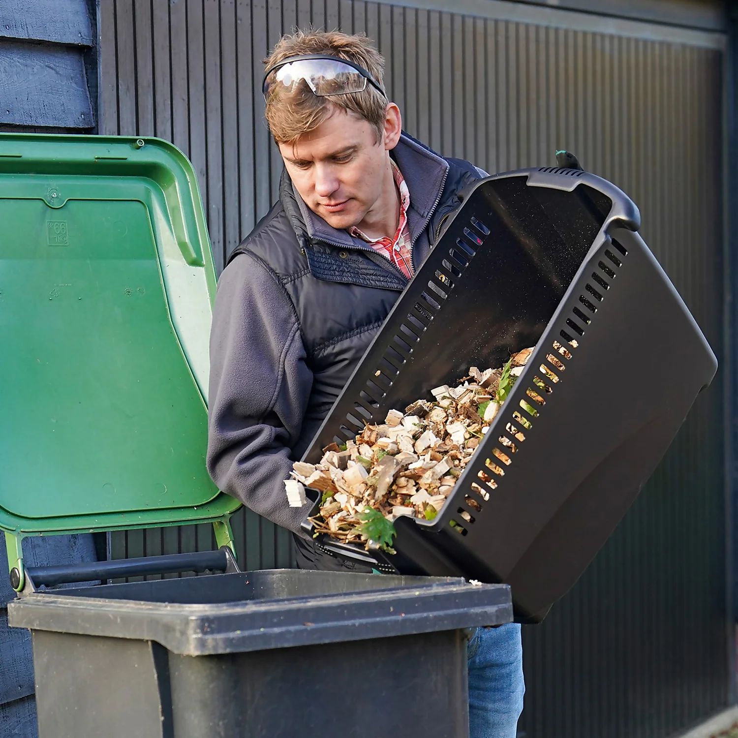 Bosch AXT 25 TC Garden Shredder 7 Bosch AXT 25 TC Garden Shredder - Image 7