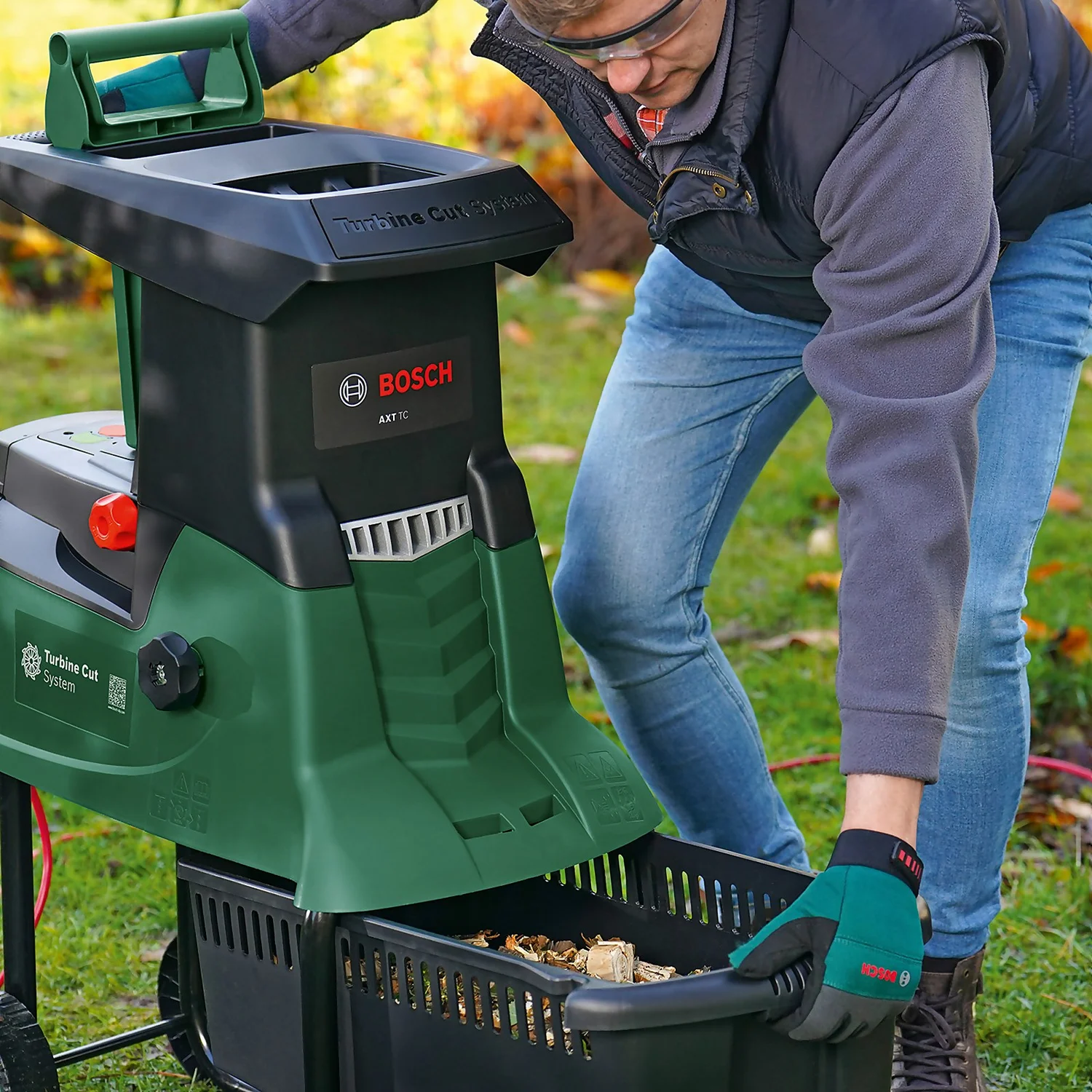 Bosch AXT 25 TC Garden Shredder 6 Bosch AXT 25 TC Garden Shredder - Image 6
